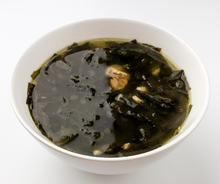 wakame in miso soup